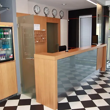 Ξενοδοχείο Otavarena