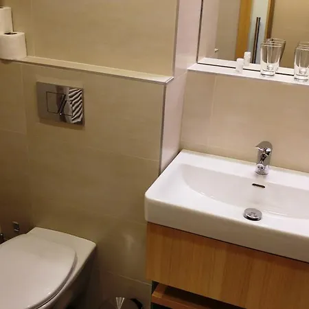Otavarena Szálloda Písek